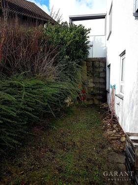 Garten Teilansicht - Terrassenwohnung mit 60,00 m&sup2; in Erlenbach zur Miete