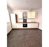 Frei ab sofort Renovierte 3-Zimmerwohnung im Erdgeschoss mit Einbauküche Gäste-WC - Kordel