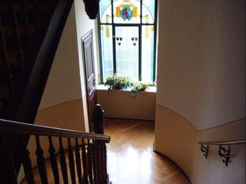 Detail Treppenhaus - Etagenwohnung mit 51,00 m&sup2; in Leipzig zur Miete