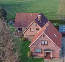 Viel Wohnfläche für die große Familie auf tollem Grundstück mit Blick auf die Felder! - Himmelpforten Breitenwisch