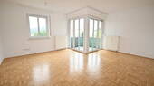 Lichtdurchflutetes Wohnzimmer... - 3 Zimmer Etagenwohnung zur Miete in Parsberg