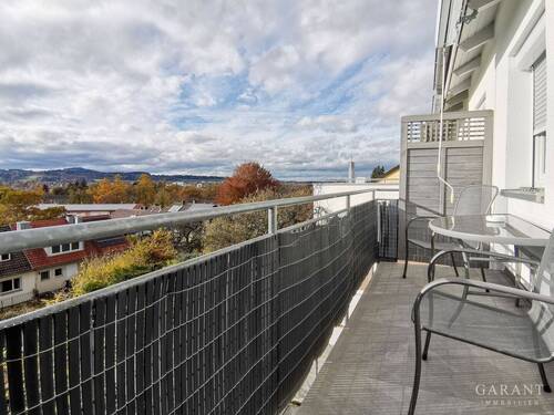Balkon mit Aussicht - 3 Zimmer Etagenwohnung zur Miete in Kempten