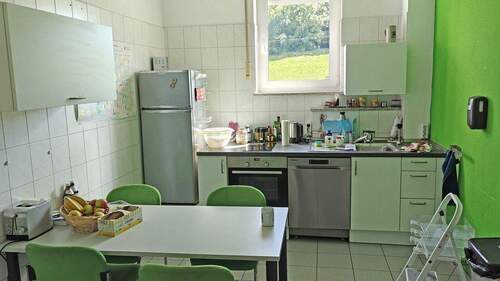 Teeküche - Halle in Haimhausen zur Miete