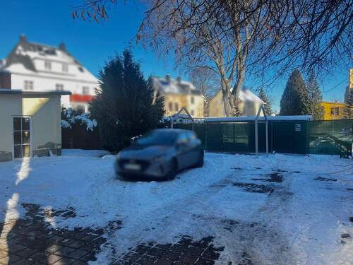 Stellplätze im Innenhof - 