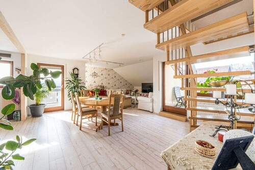 Wohnzimmer - 4 Zimmer Etagenwohnung in Wehr