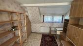 Zimmer im Dachgeschoss - 