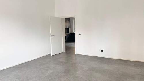 1. Zimmer.jpg - 4 Zimmer Etagenwohnung in Nürnberg