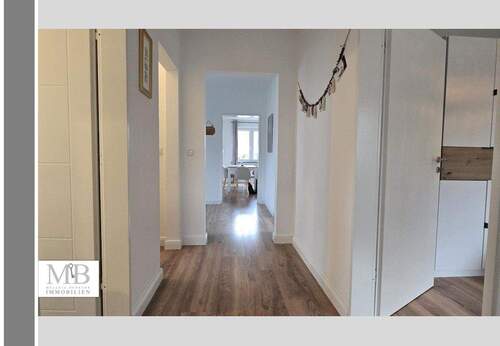 Flur - 3 Zimmer Etagenwohnung zur Miete in Hamburg