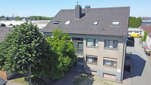 Merhfamilienhaus - 