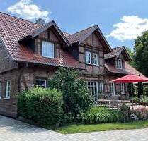 Wunderschönes Fachwerkhaus in ruhiger Lage mit Platz für 4-5 Pferde - Edemissen Voigtholz-Ahlemissen