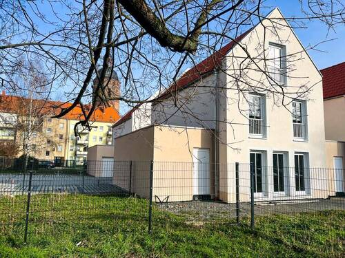 Hochwertige Stadthäuser in Eilenburg - 