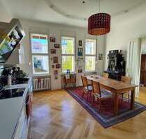 Herrschaftliche Altbauwohnung mit 244 m² Wohn-Nutzfläche, Terasse und Privatgarten - Berlin Lankwitz