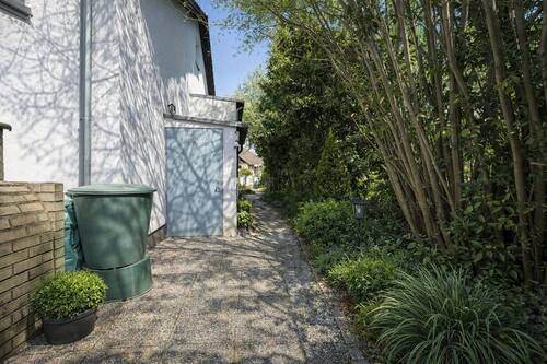 Flurweg zum Haupteingang - 