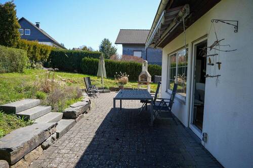 Terrasse - 6 Zimmer Einfamilienhaus in Bad Berleburg