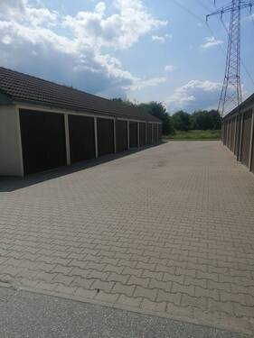 Garage - 