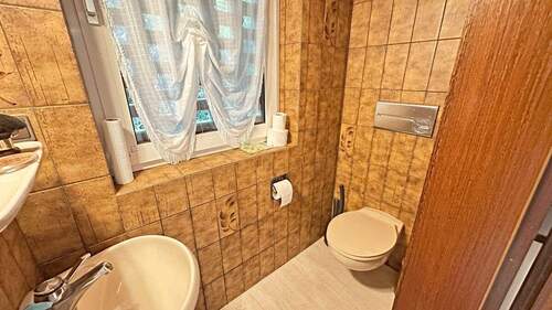 Gäste-WC Erdgeschoss - 