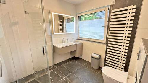 Badezimmer Erdgeschoss - 