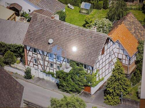 Bild 1 - Perfekt für den Handwerker! Zwei DHH in Fachwerkbauweise im teilweise sanierungsbedürftigen Zustand