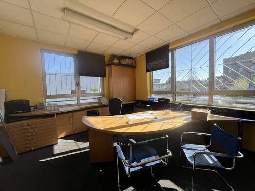 Halle 2 - Büro- und Sozialräume - 