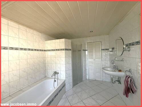 Badezimmer im Erdgeschoss - 