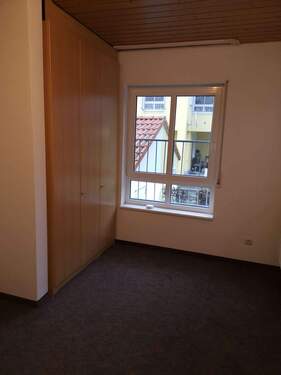 OG Zi links Einbauschrank - 