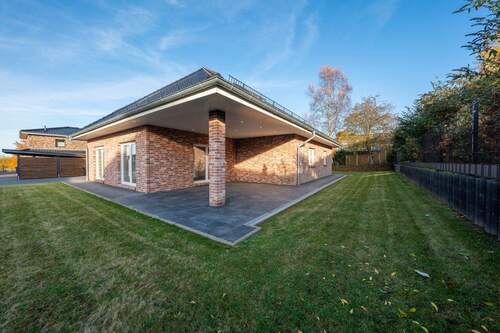 Terrasse - 7 Zimmer Einfamilienhaus in Hohenwestedt