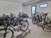 11 Fahrradraum - 