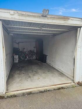 Garage - 