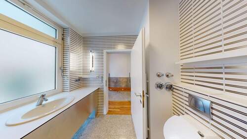 Badezimmer EG Einheit Nr1 - 