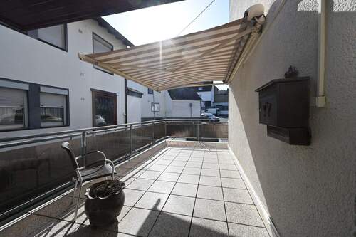 Hauseinang - 5 Zimmer Doppelhaushälfte in Mülheim-Kärlich