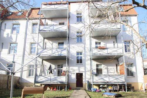 Hausrückansicht - 3 Zimmer Einfamilienhaus zum Kaufen in Magdeburg