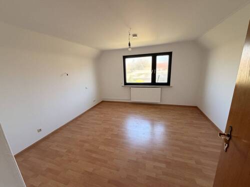 Zimmer 2 - 