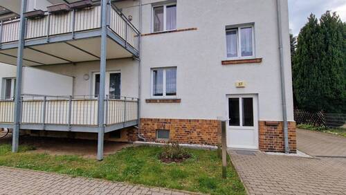 Hofansicht - Etagenwohnung mit 64,90 m&sup2; in Zwenkau zum Kaufen
