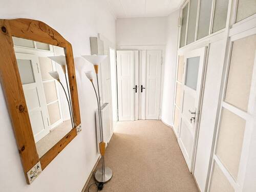 Flur im Hochparterre - 