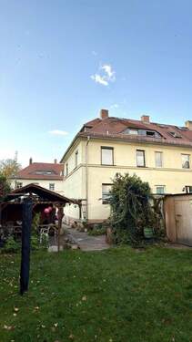 hintere Hausansicht - Reihenendhaus mit 102,00 m² in Dresden zum Kaufen