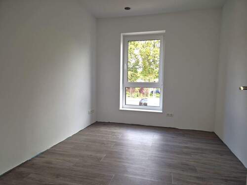 Zimmer 2 - 