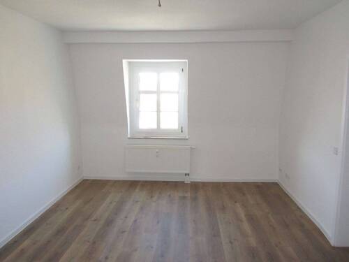 Wohnzimmer - Etagenwohnung mit 60,00 m&sup2; in Zwickau zur Miete