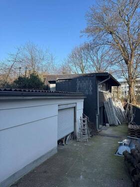 Betriebshof mit Lager - 