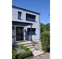 Modernes, kernsaniertes Einfamilienhaus mit Garage in Fasanenhof - Stuttgart