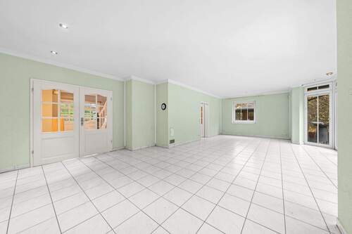 Wohn- und Esszimmer - 