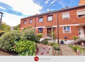 Reihenhaus zu verkaufen Bremen Huchting – H & T Immobilien - Kuscheliges Nest mit Ausbaupotenzial! - Garage möglich!
