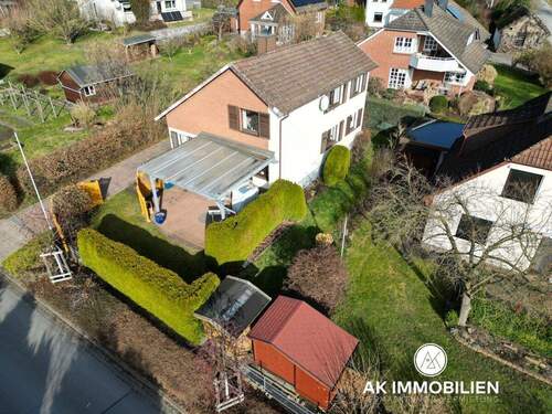 Gartenansicht - 6 Zimmer Einfamilienhaus in Hameln / Hastenbeck