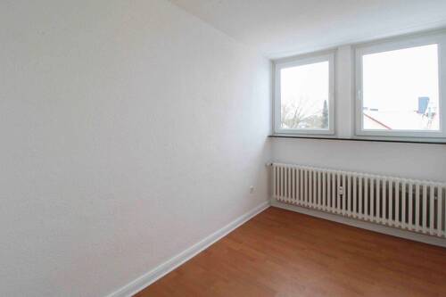 Büro - Etagenwohnung mit 58,30 m&sup2; in Hildesheim zum Kaufen
