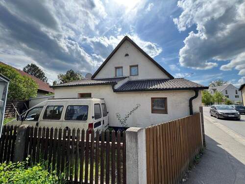 Ansicht - 6 Zimmer Einfamilienhaus zum Kaufen in Teublitz