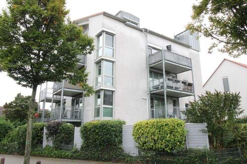 Aussenansicht - Attraktive 4-Zimmer-Wohnung, zwei Balkone und TG-Stellplatz in Mannheim (Erbpacht)