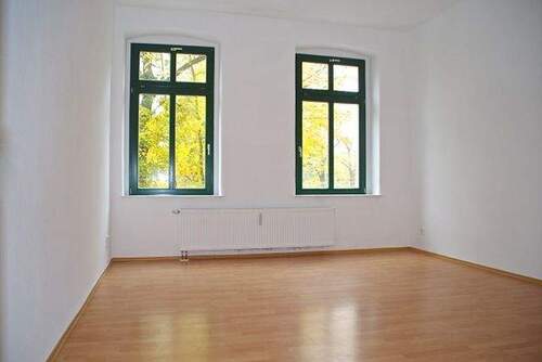 Wohnzimmer - *** Großzügige 2-Zimmer-Wohnung mit Balkon in Chemnitz-Hilbersdorf ***