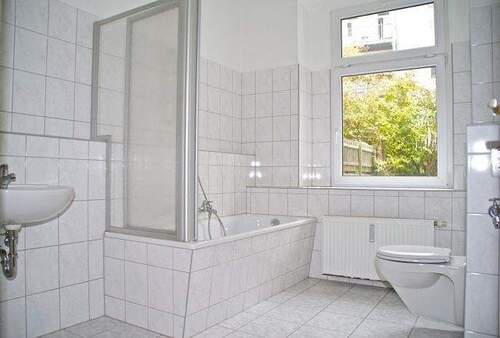 Tageslichtbad - Etagenwohnung mit 60,30 m&sup2; in Chemnitz zur Miete