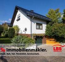 Freistehendes Einfamilienhaus mit Garten und Garage - Kerzenheim