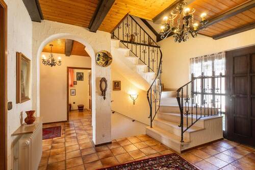 Eingang - Einfamilienhaus mit 151,00 m&sup2; in Kerzenheim zum Kaufen