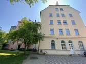 Aussenansicht - Freie 2-Zi. plus Wohnküche im Denkmalschutz-Altbau Nähe Pasinger Stadtpark